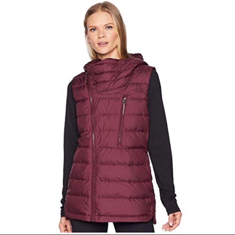 The North Face Niche Down Vest in Fig Burgundy Size Small